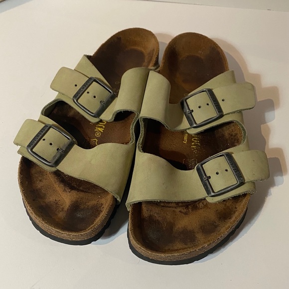 Birkenstock Shoes - Birkenstock Classic Arizona 2 Strap Sandals